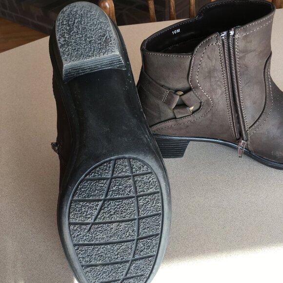 Easy Street Brown Bootie - Picture 2 of 8